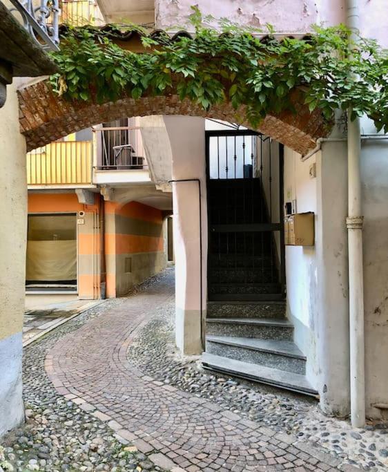 Appartamento Casa Del Borghetto Intra Esterno foto