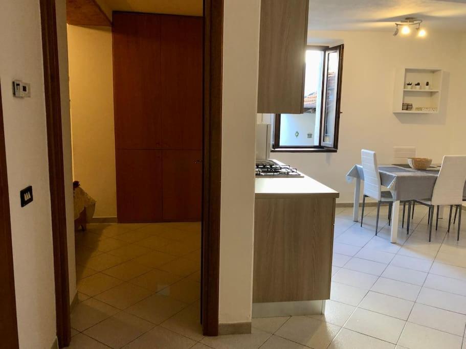 Appartamento Casa Del Borghetto Intra Esterno foto