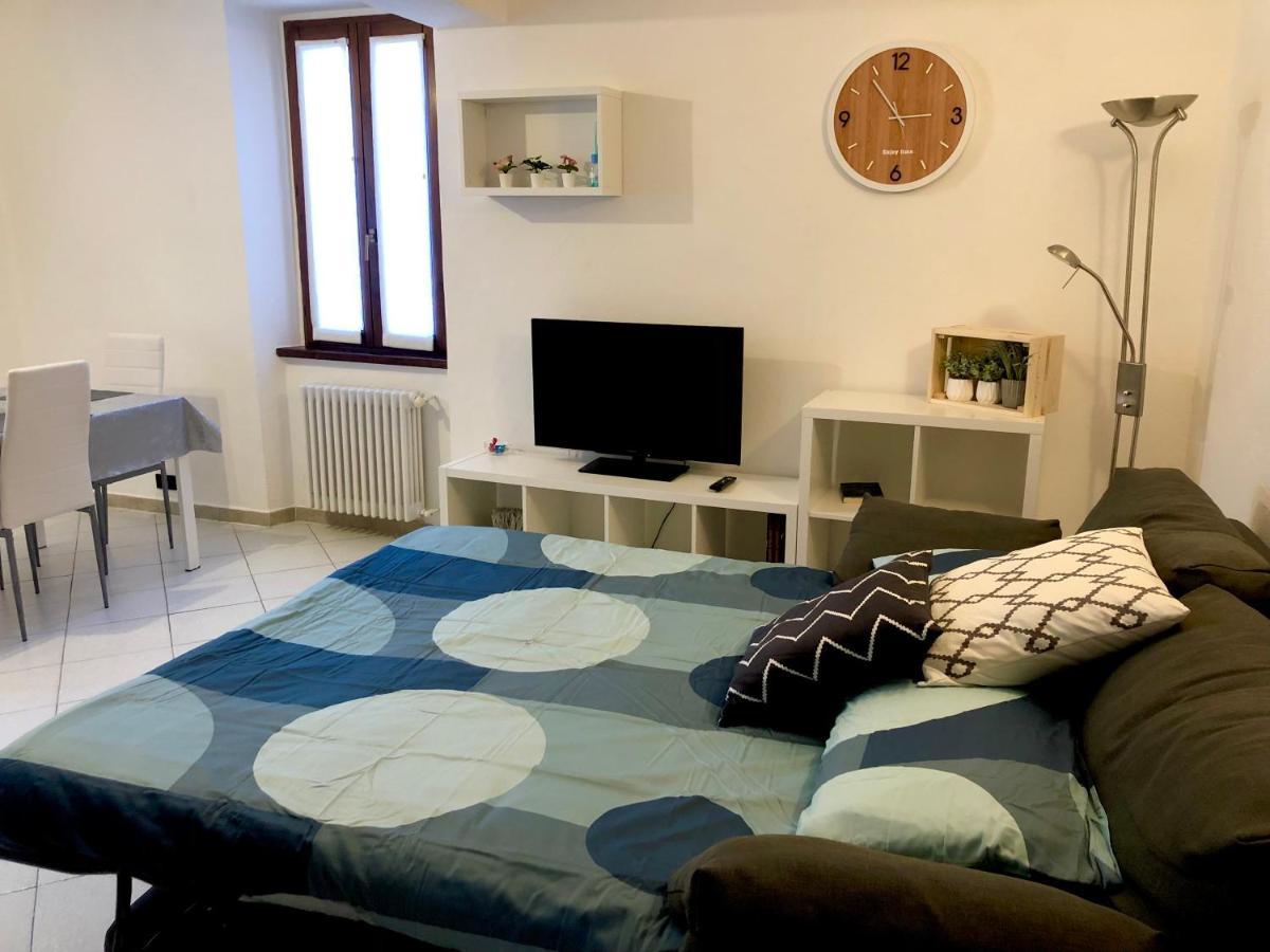Appartamento Casa Del Borghetto Intra Esterno foto